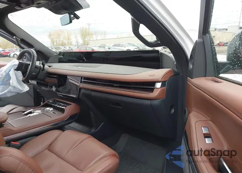 2025 Lincoln Navigator Reserve L z USA, uszkodzony, nr VIN 5LMJJ3LG6SEL02130